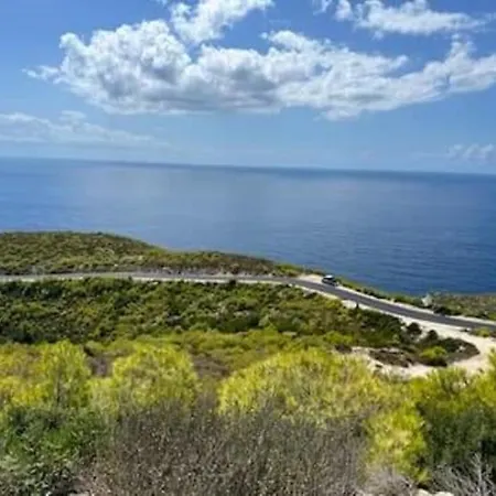 Marfo Natural Park Villa *