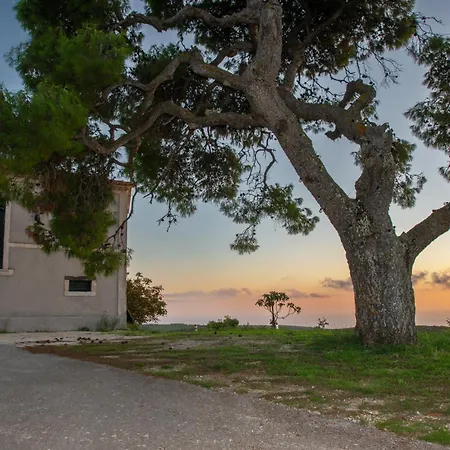 Villa Marfo Natural Park By 